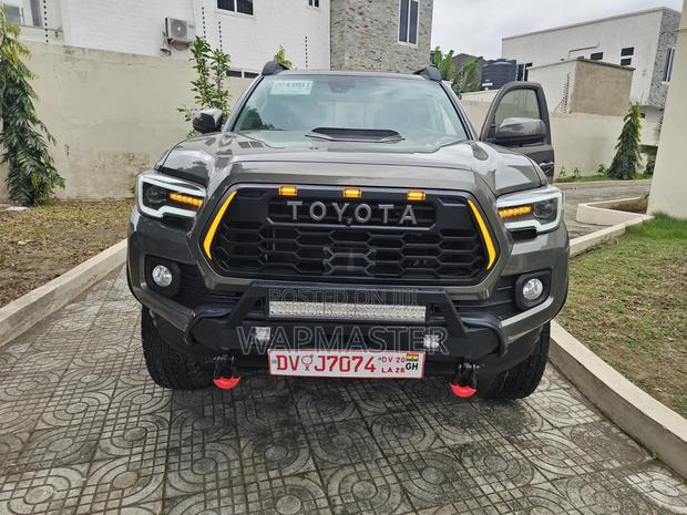 Toyota Tacoma 2019 Green