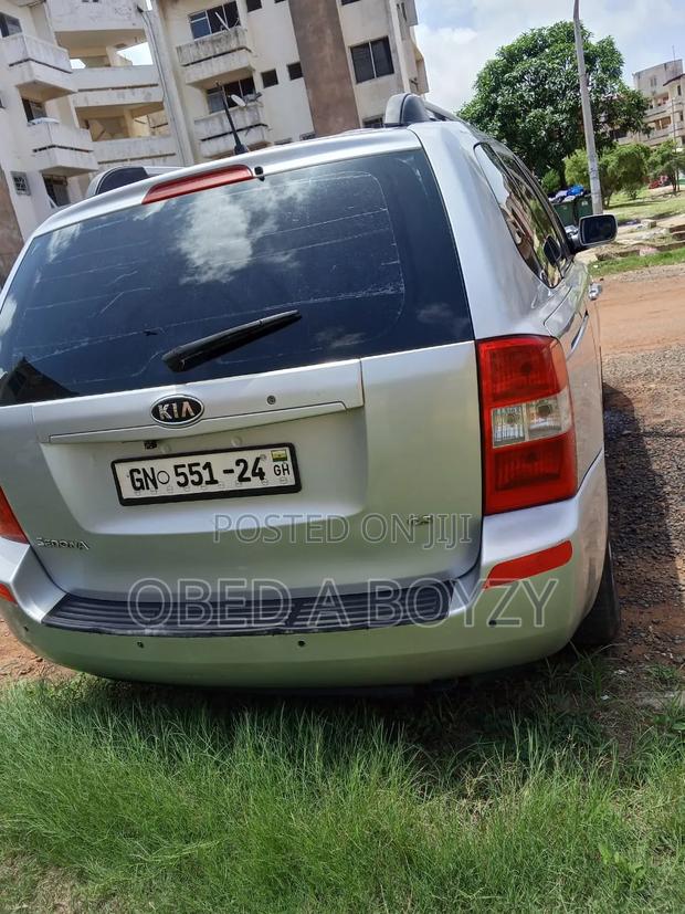 Kia Sedona 2024 Silver