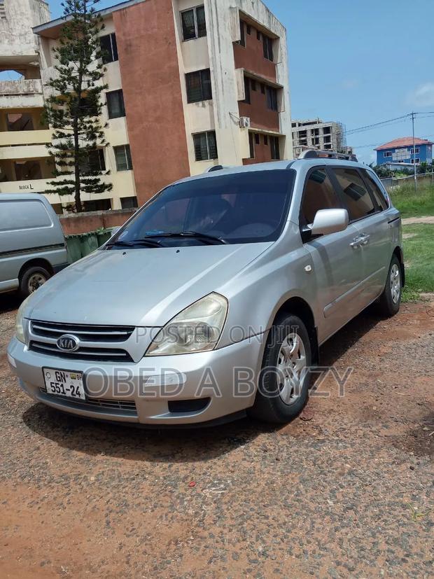 Kia Sedona 2024 Silver