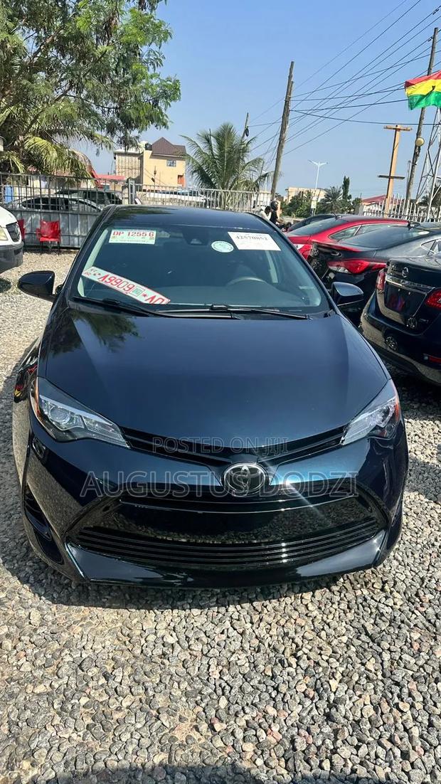 Toyota Corolla 2019 Blue