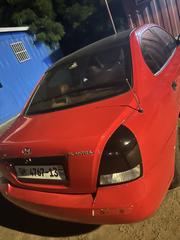 Hyundai Elantra 2.0 CDX 2001 Red for sale