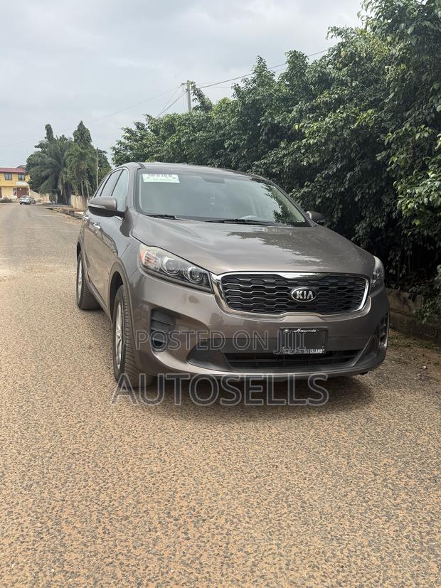Kia Sorento 2.4L LX FWD 2019 Gray