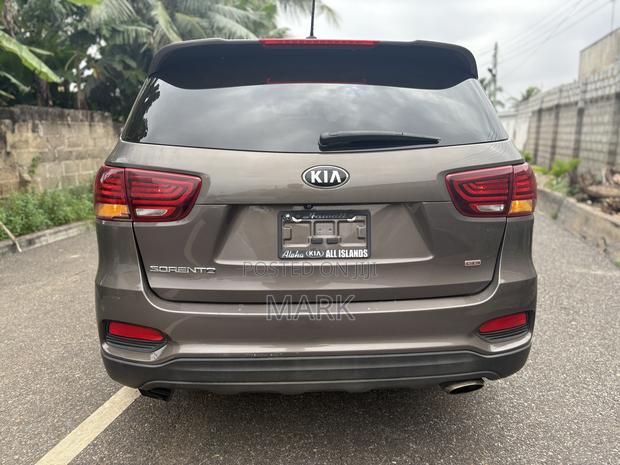 Kia Sorento 2019 Brown