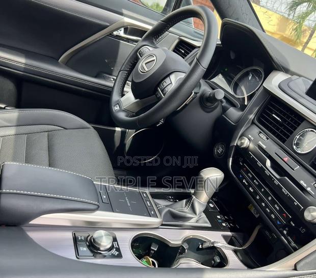 Lexus RX 300 F Sport 2022 Black