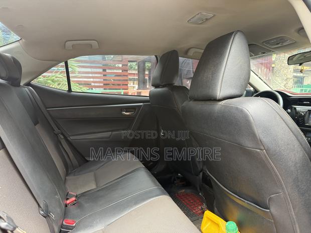 Toyota Corolla S 4dr Sedan (1.8L 4cyl CVT) 2016 Red