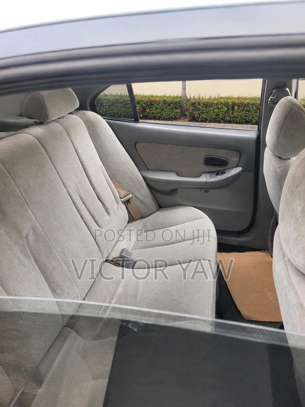 Hyundai Elantra 2005 Gray
