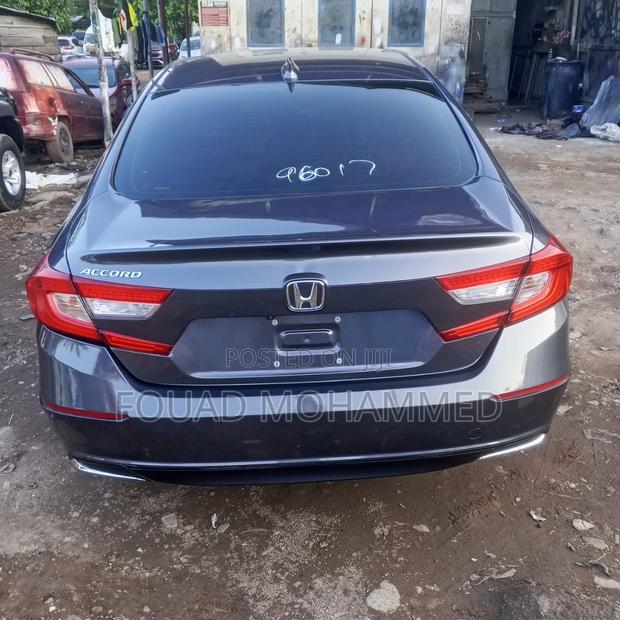 Honda Accord EX (1.5L 4cyl Turbo CVT) 2019 Silver