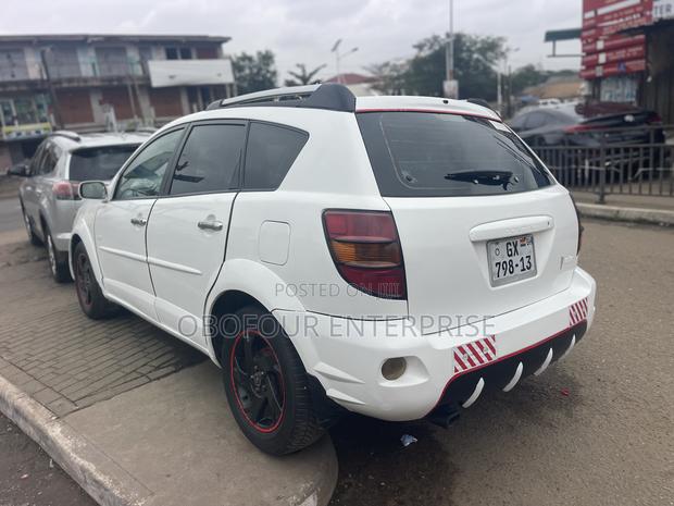 Pontiac Vibe AWD 2006 White