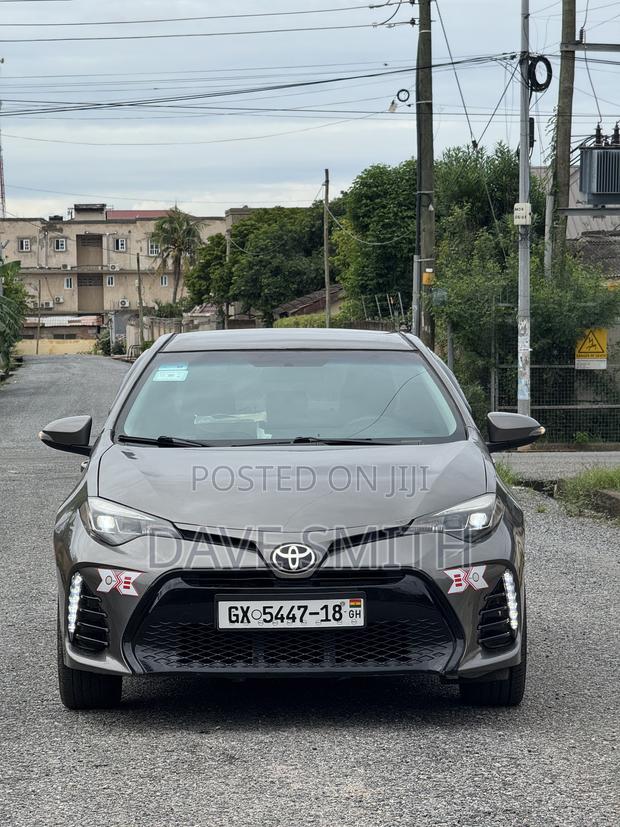 Toyota Corolla S Plus 4dr Sedan (1.8L 4cyl 6M) 2014 Gray
