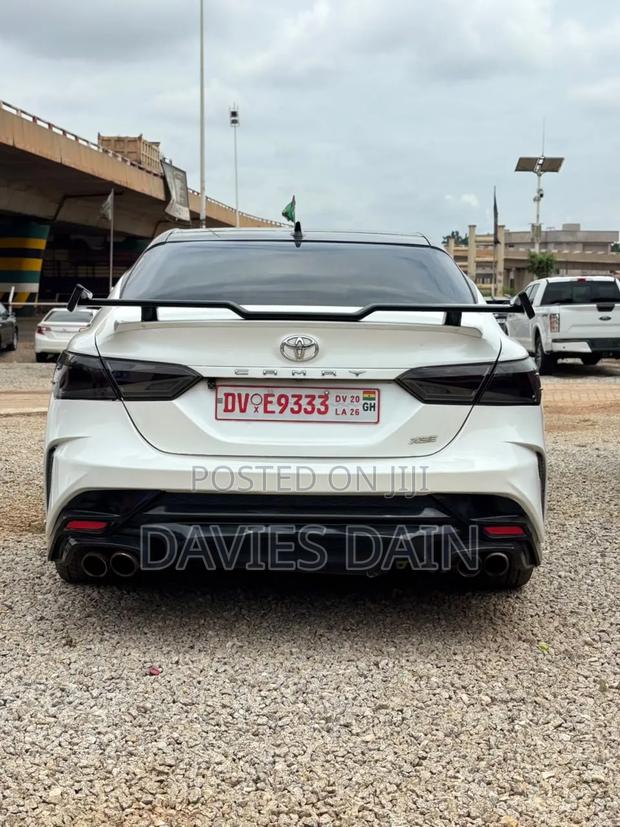 Toyota Camry 2020 White