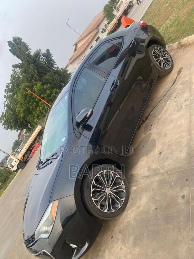 Toyota Corolla S 4dr Sedan (1.8L 4cyl CVT) 2016 Black