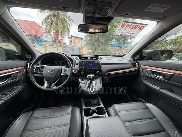 Honda CR-V Touring AWD 2019 Gray