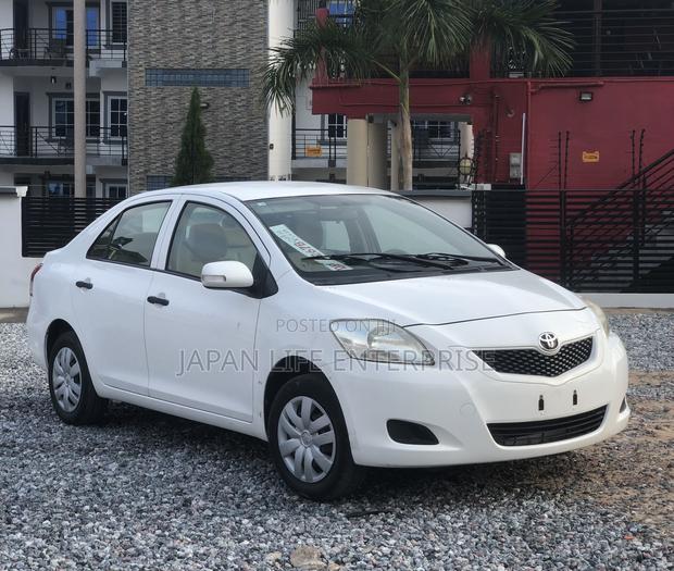 Toyota Belta 2010 White