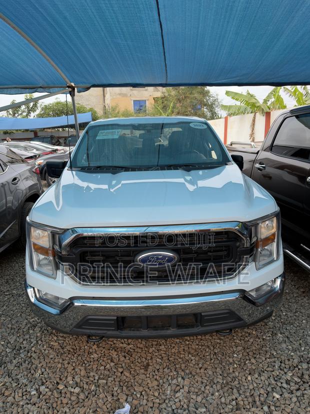 Ford F-150 XLT 2022 White