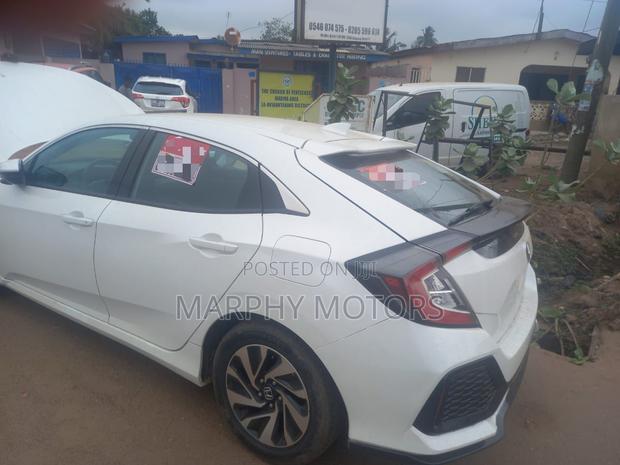 Honda Civic 2018 White
