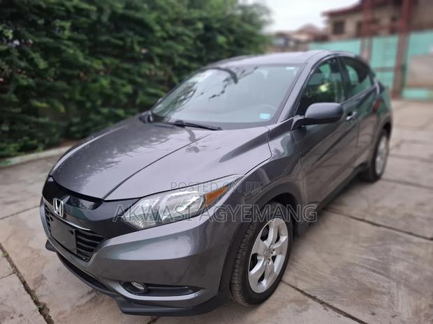 Honda HR-V 4dr SUV (1.5L 4cyl CVT) 2016 Gray