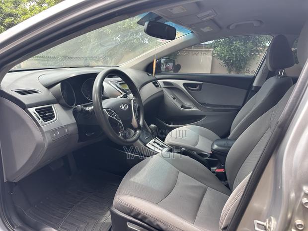 Hyundai Elantra GLS Sedan FWD (1.8L 4cyl 6A) 2013 Silver
