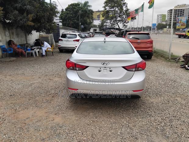 Hyundai Elantra 2014 Silver