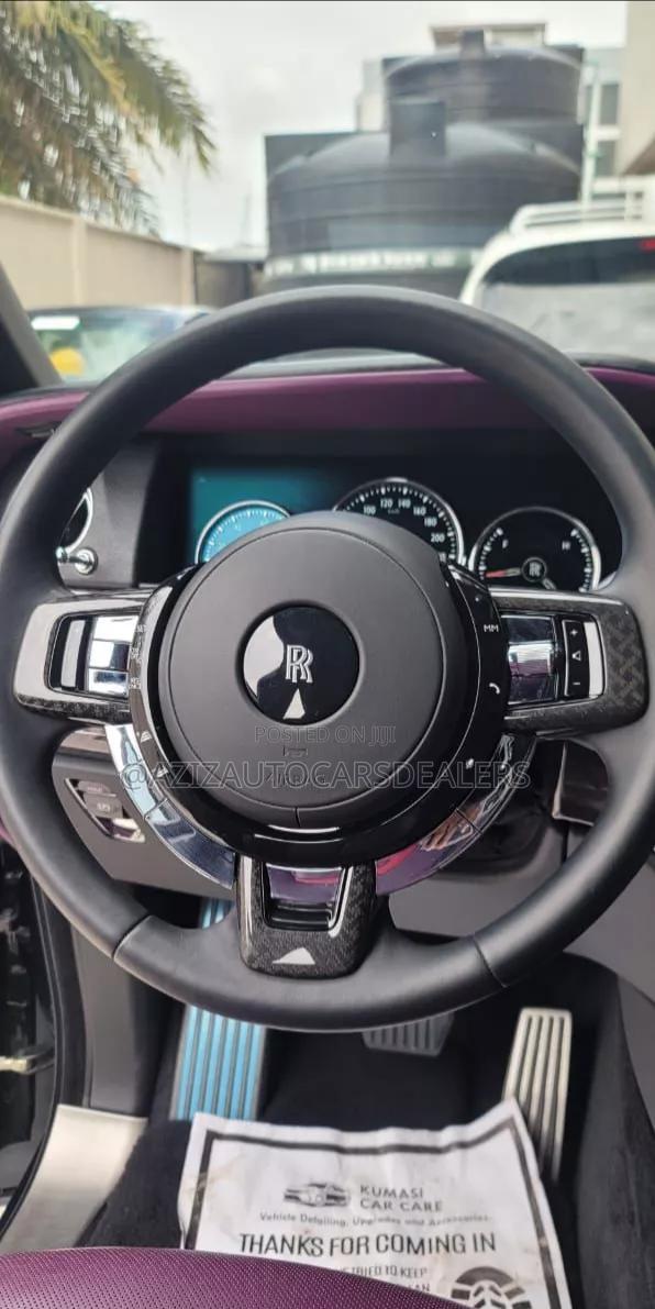 Rolls-Royce Cullinan Black Badge 2024 Black
