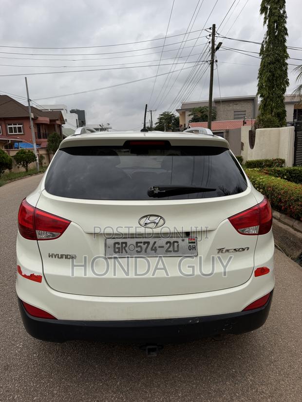 Hyundai Tucson GLS AWD 2012 White