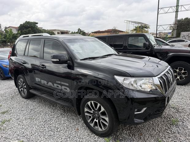 Toyota Land Cruiser Prado 4.0 Petrol TX-L 2022 Black