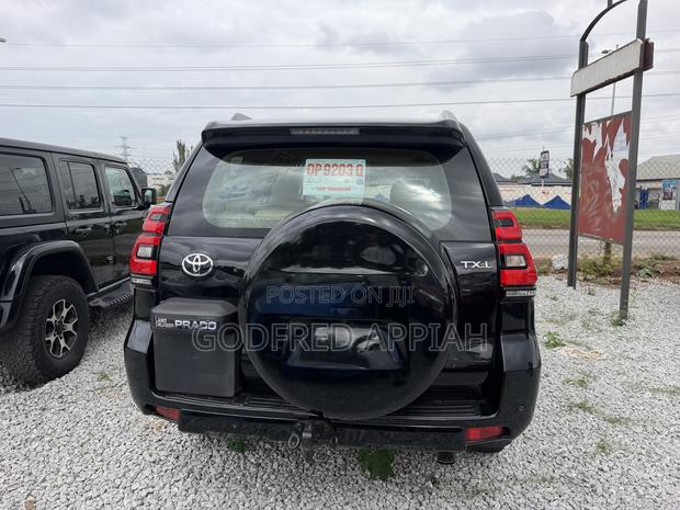 Toyota Land Cruiser Prado 4.0 Petrol TX-L 2022 Black