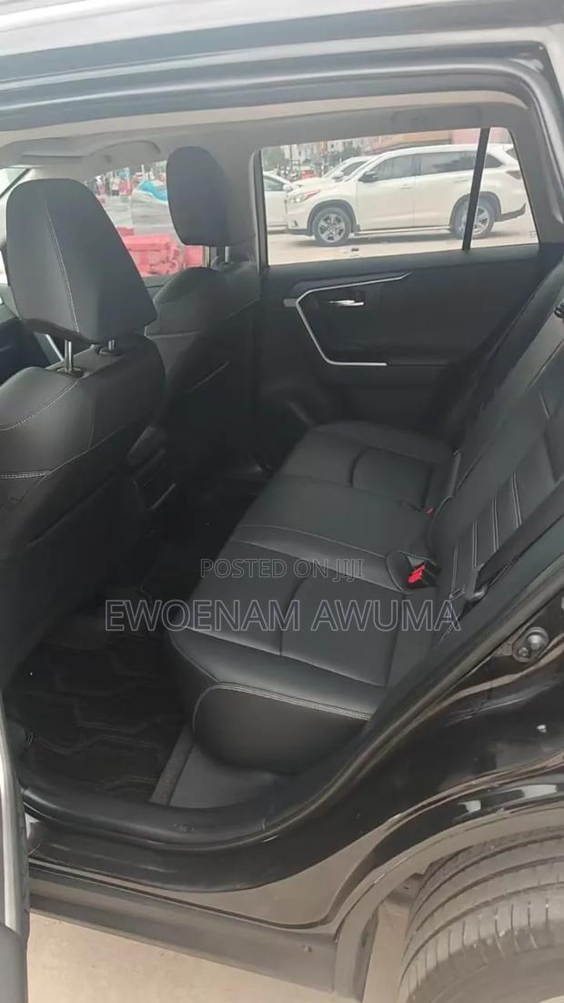Toyota RAV4 2024 Black