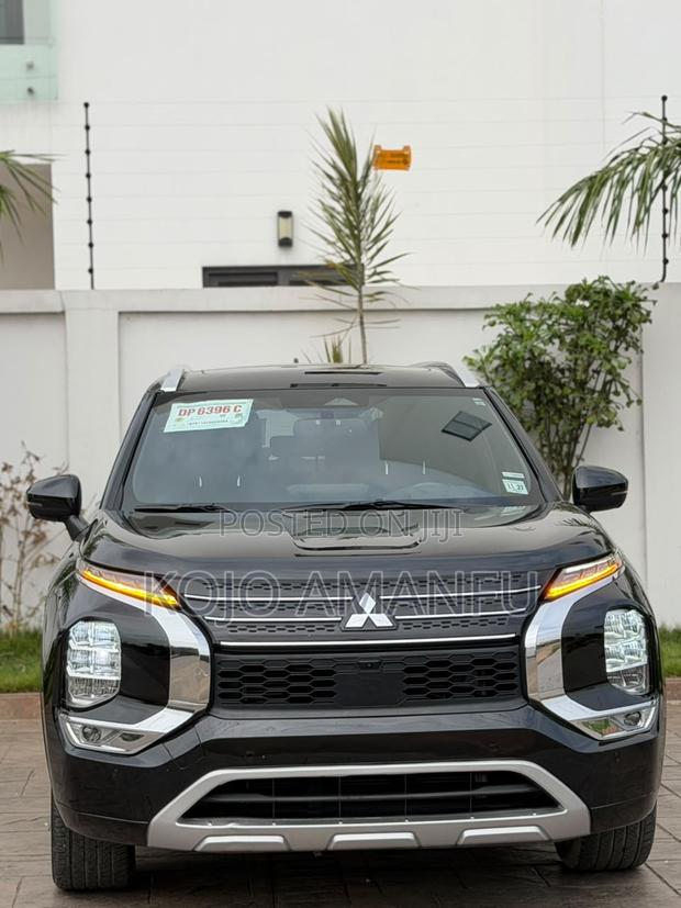 Mitsubishi Outlander SEL 2022 Black