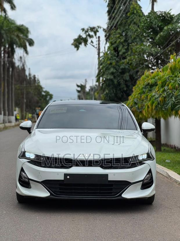 Kia K5 2022 White