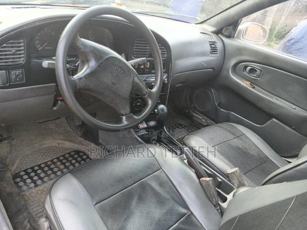 Kia Sephia Automatic 1999 Gold
