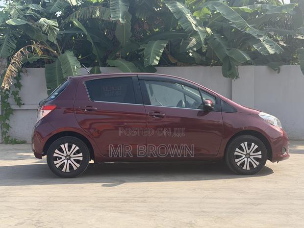 Toyota Vitz 1.3 AWD 3dr 2011