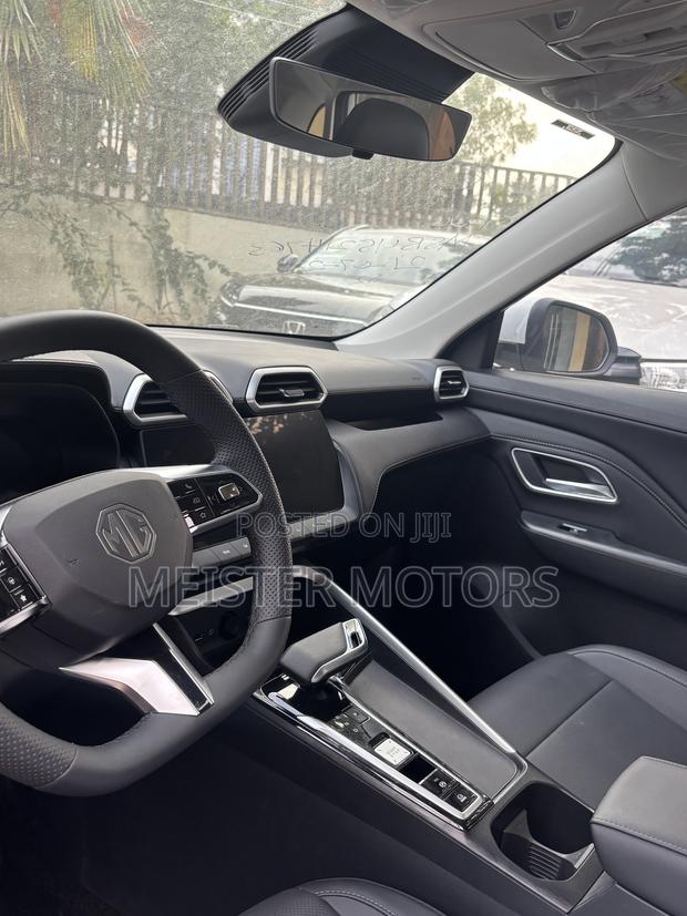 New MG ZS 2025 White