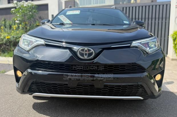 Toyota RAV4 2018 Black