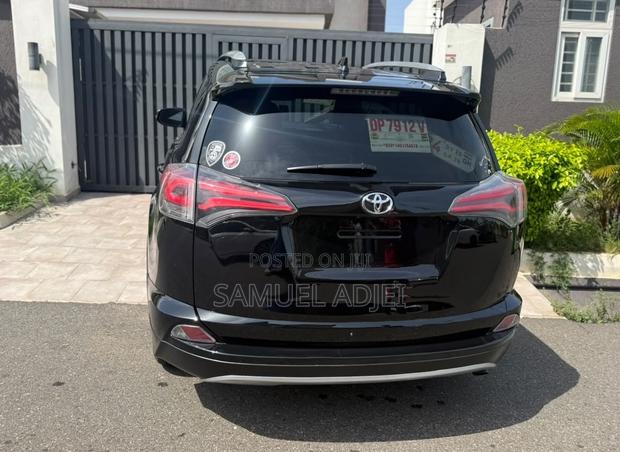 Toyota RAV4 2018 Black