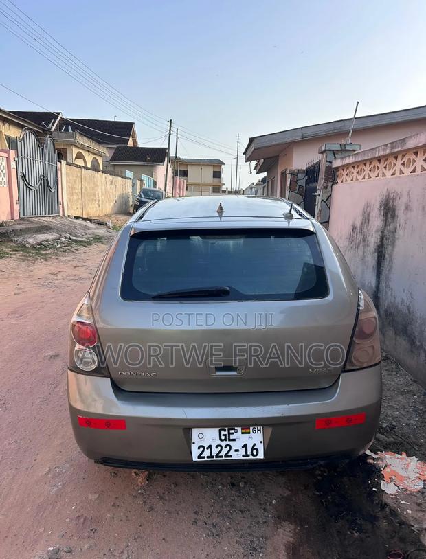 Pontiac Vibe 2009 Gray