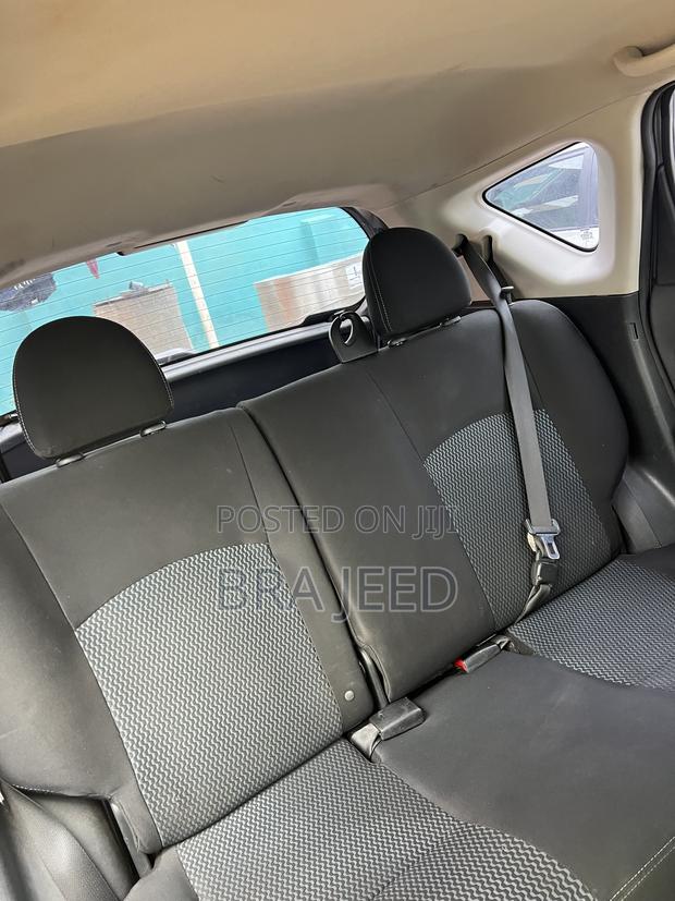 Nissan Versa 2014 Gray