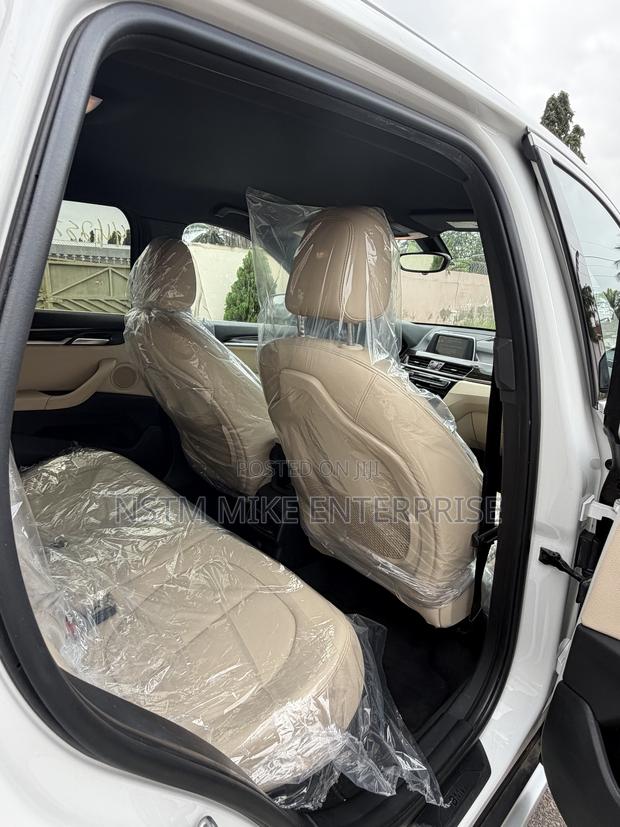 BMW X1 sDrive28i FWD 2017 White
