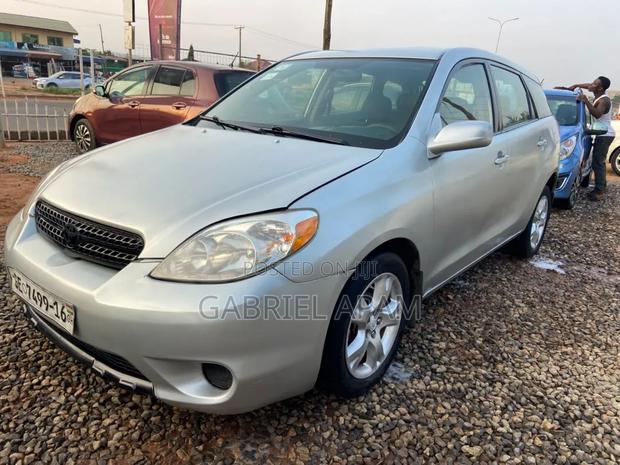 Toyota Matrix 2010 Silver