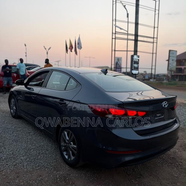 Hyundai Elantra Sport 2018 Black
