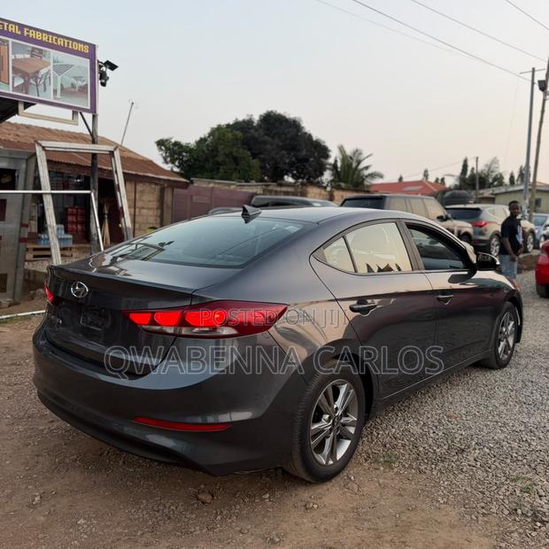 Hyundai Elantra Sport 2018 Black