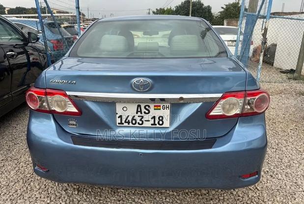 Toyota Corolla 2012 Blue