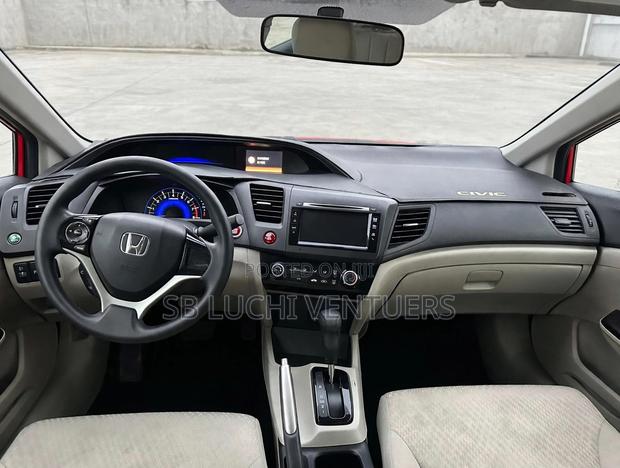 Honda Civic 2014 Red