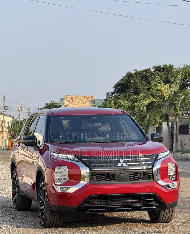 Mitsubishi Outlander SEL Black Edition 2024 Red