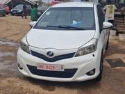 Toyota Vitz 2013 White for sale