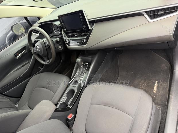 Toyota Corolla SE 2021 Matt Black