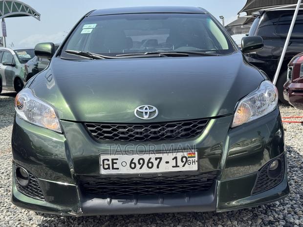 Toyota Matrix S Hatchback AWD (2.4L 4cyl 4A) 2012 Green