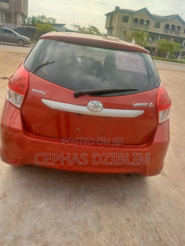 Toyota Yaris L Hatchback 5dr 2016 Red