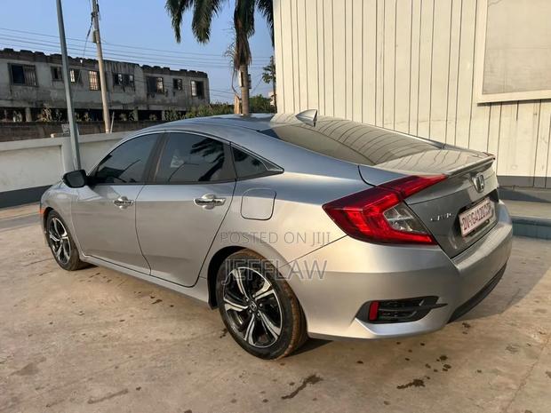 Honda Civic 2018