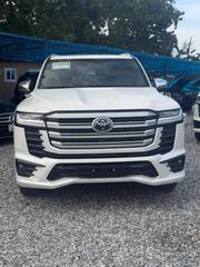 Toyota Land Cruiser LC300 2025 White for sale