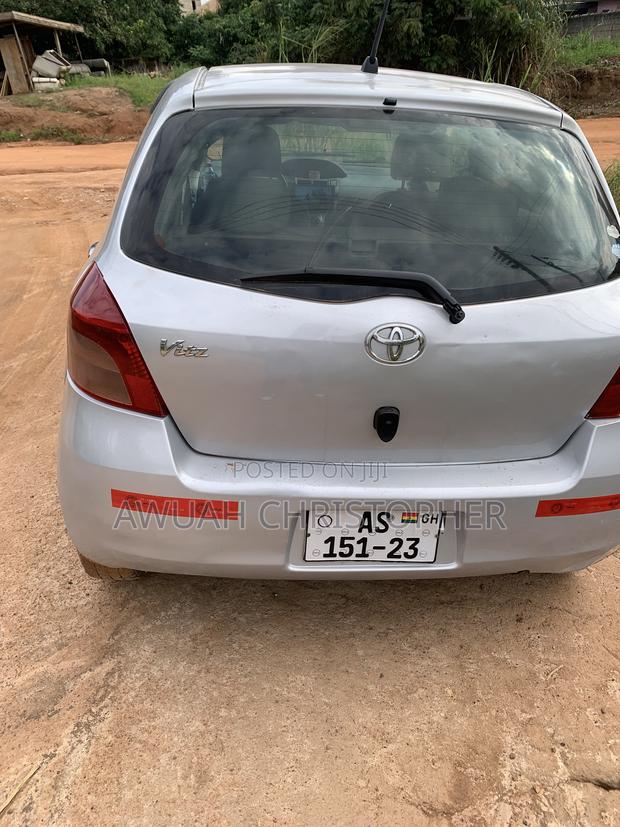 Toyota Vitz 1.0 FWD 3dr 2012 Silver